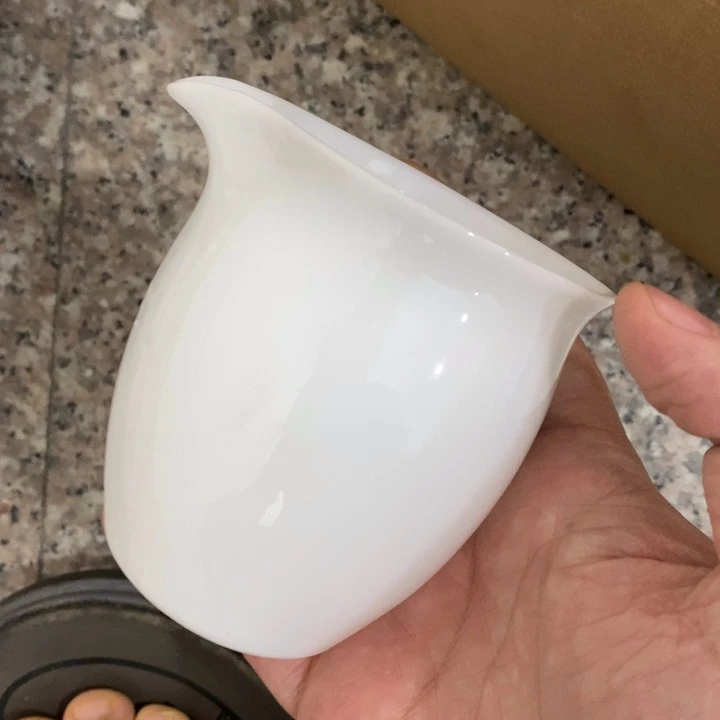 陶瓷艺术品及陶瓷壶壶