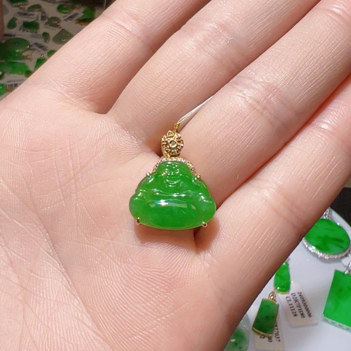 翡翠挂件18K金镶嵌故**游翡翠