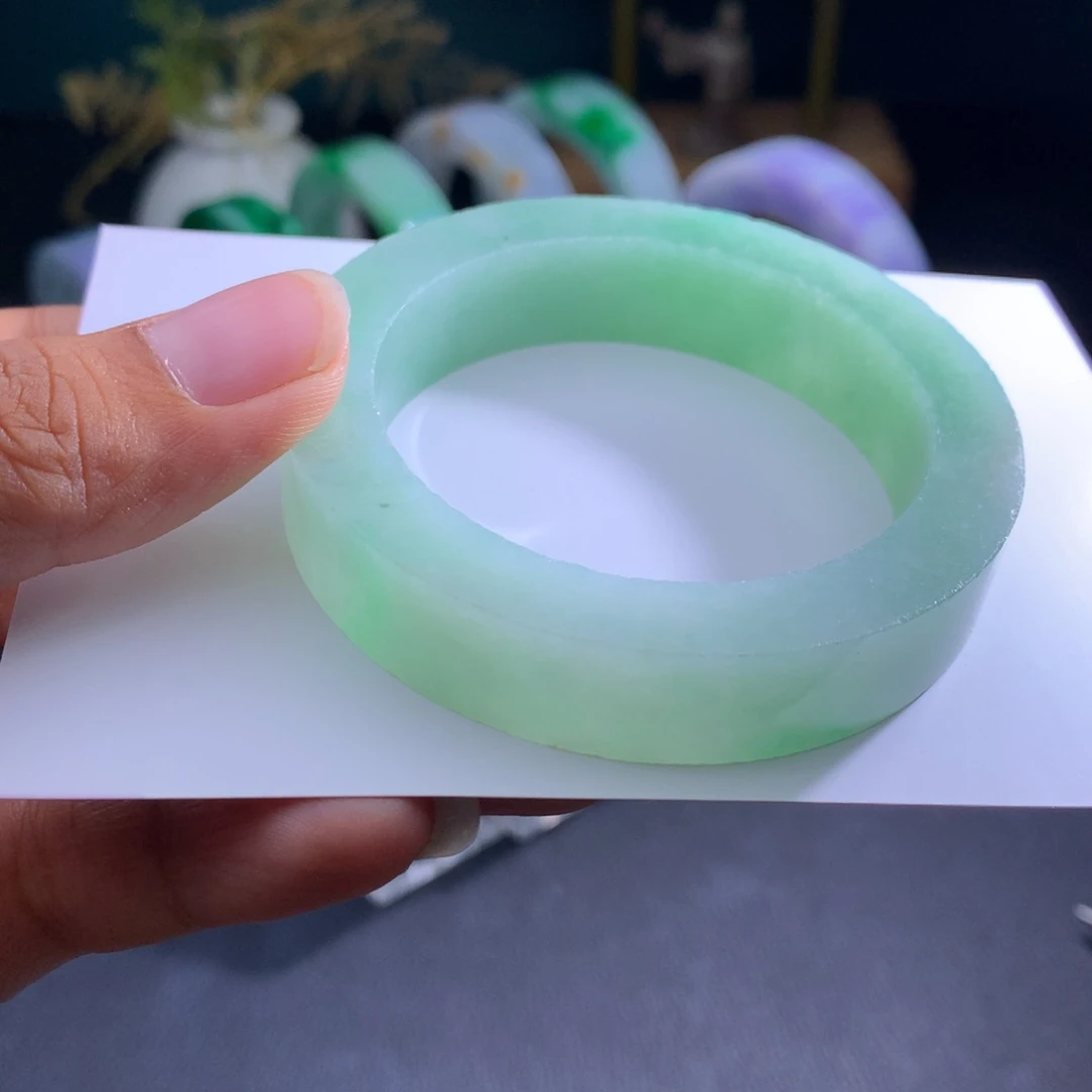 定制翡翠翡翠手镯未镶嵌