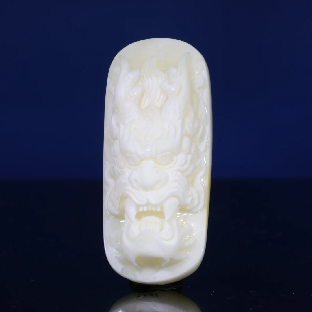 龙牌蜜蜡吊坠原矿一物一图瓷白蜡纯白满蜡精工挂件蜜蜡配饰c437