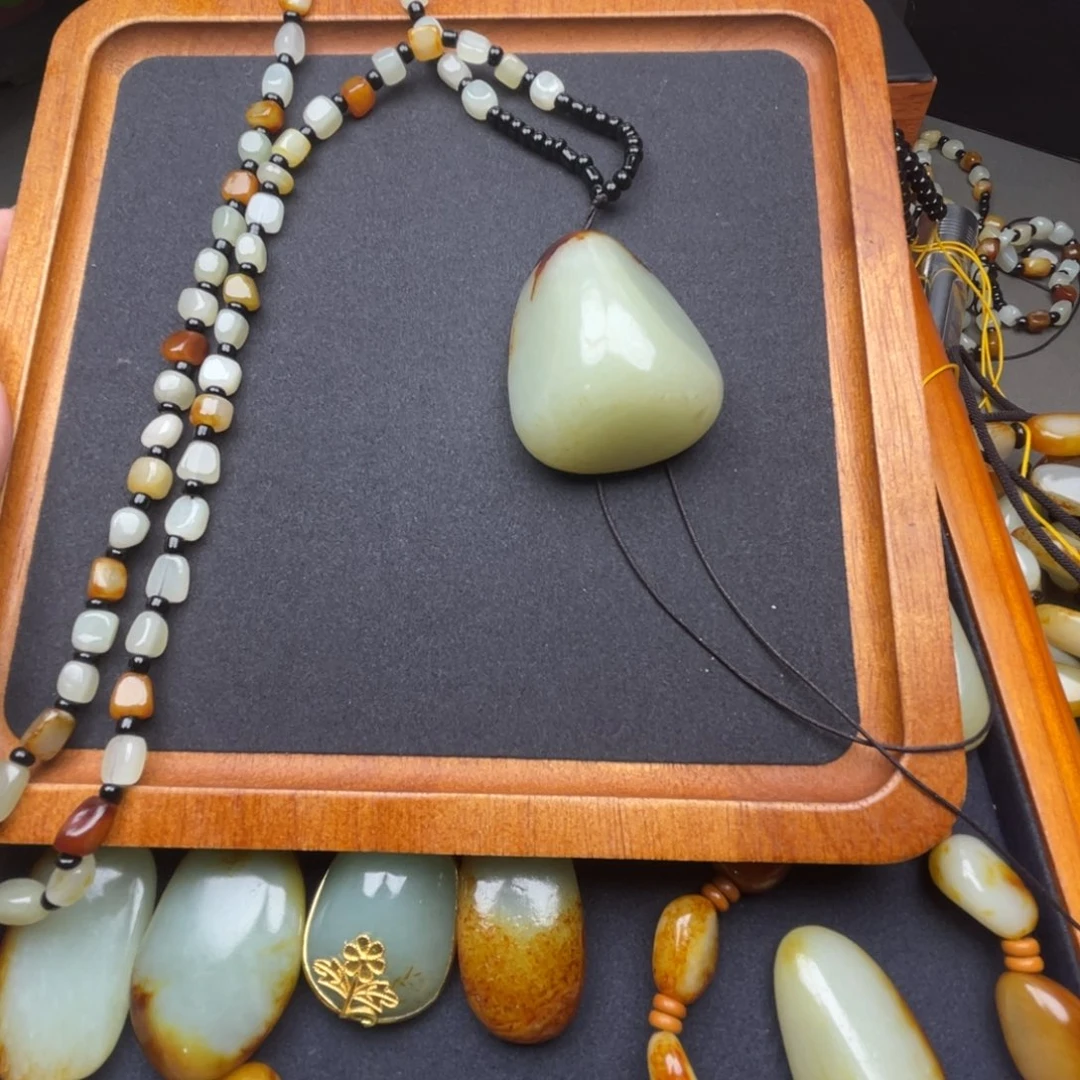 和田玉未镶嵌颈饰@*天