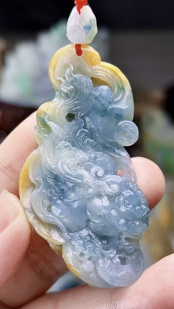 天然缅甸翡翠冰双彩黄翡蓝花貔貅毛货买断需抛光尺寸63-32-12.6