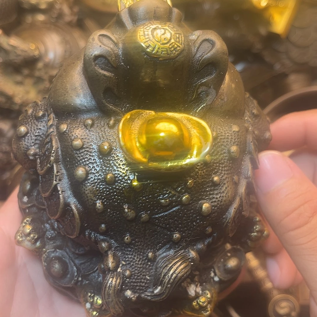 精美铜器工艺品等