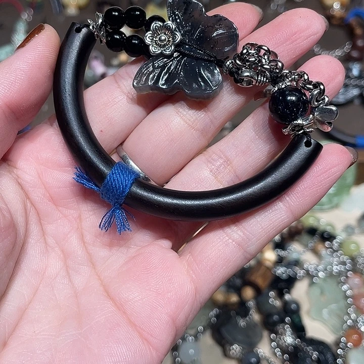 蛇纹石玉合金颈饰