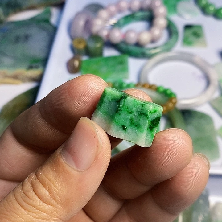 ✧***✧翡翠散珠天然翡翠A货挂件