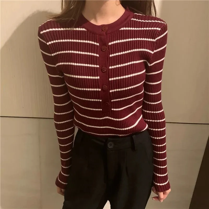 打底衫女秋冬百搭修身洋气上衣条纹显瘦针织衫毛衣女内搭