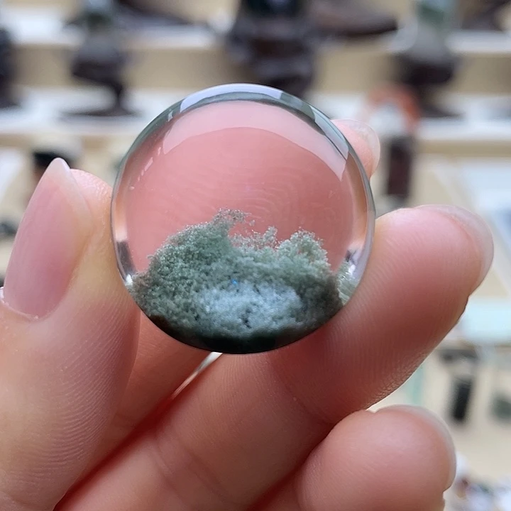 未镶嵌颈饰水晶绿幽灵聚宝盆圆牌
