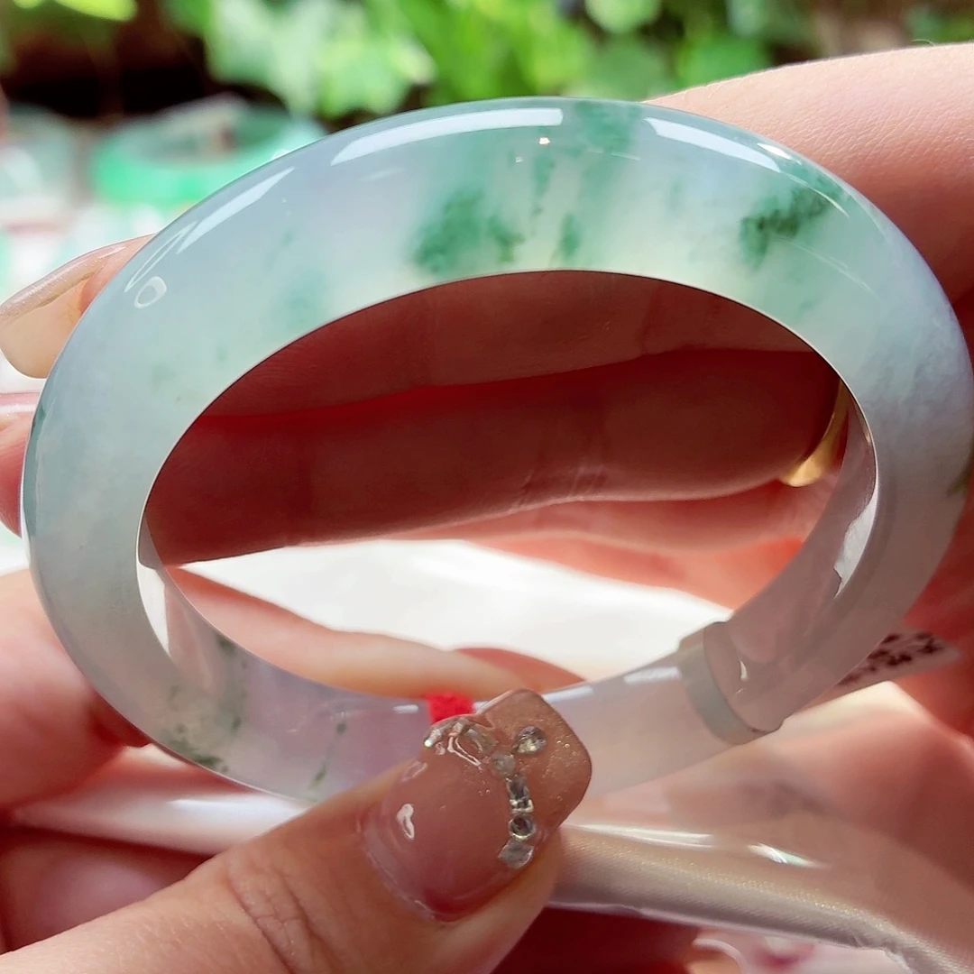 翡翠未镶嵌手镯88