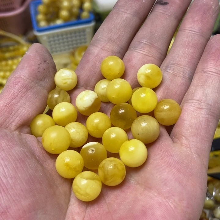 蜜蜡未镶嵌裸石多样性发货其一