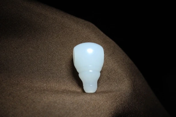 【连体三通】天然和田玉白玉百搭珠串配饰，尺寸：12×21×12mm重量4.3g