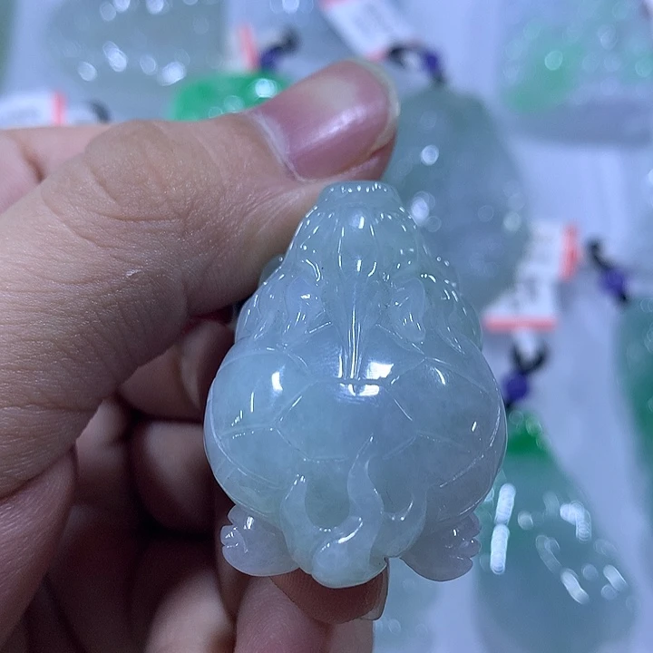 翡翠未镶嵌颈饰天然翡翠A货吊坠