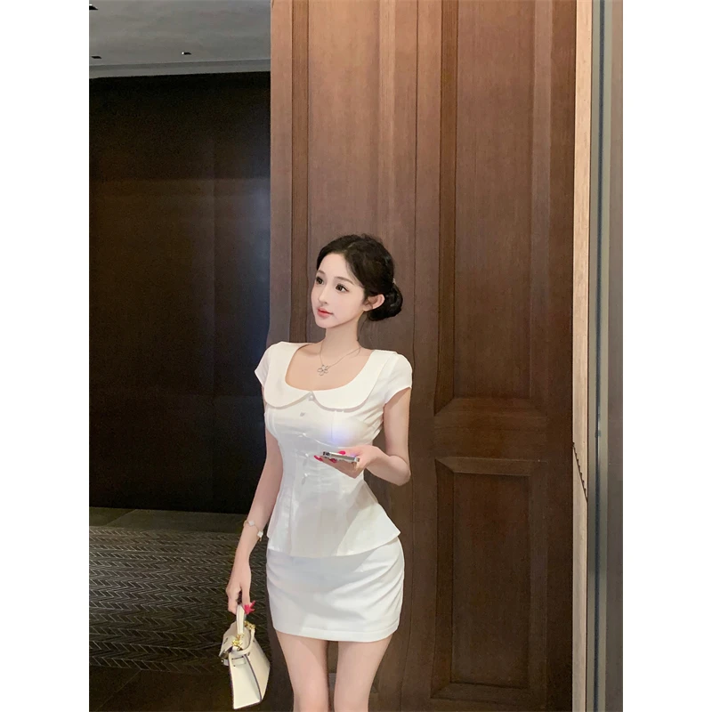 白色法式U领修身显瘦收腰短袖上衣气质包臀半裙纯欲甜美两件套女