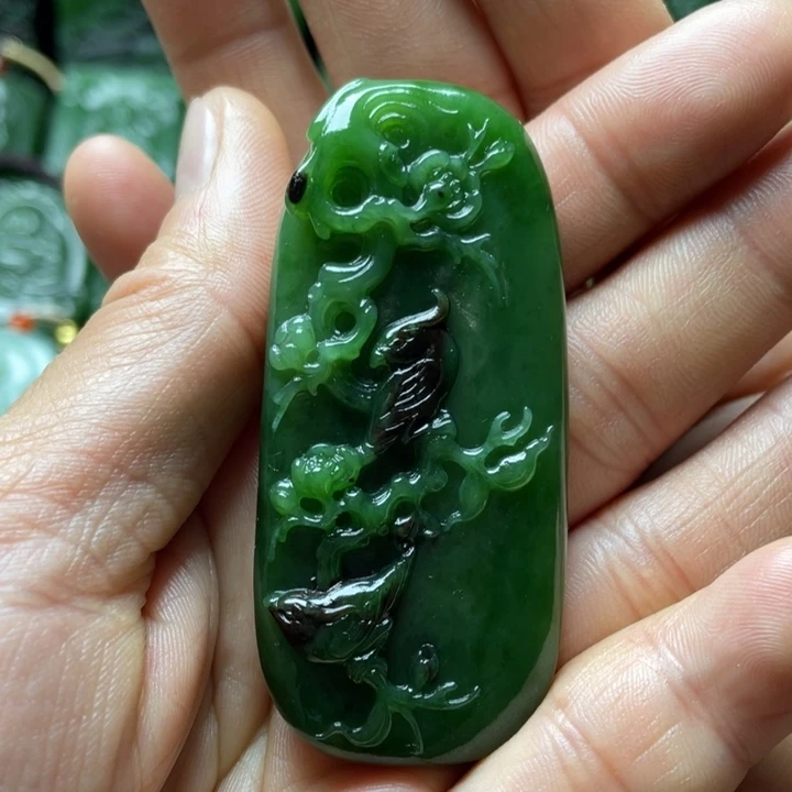 和田玉（碧玉）颈饰未镶嵌
