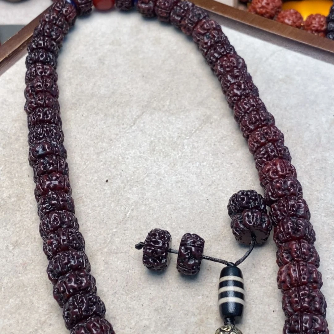 吊坠金刚菩提玫*Dubbed