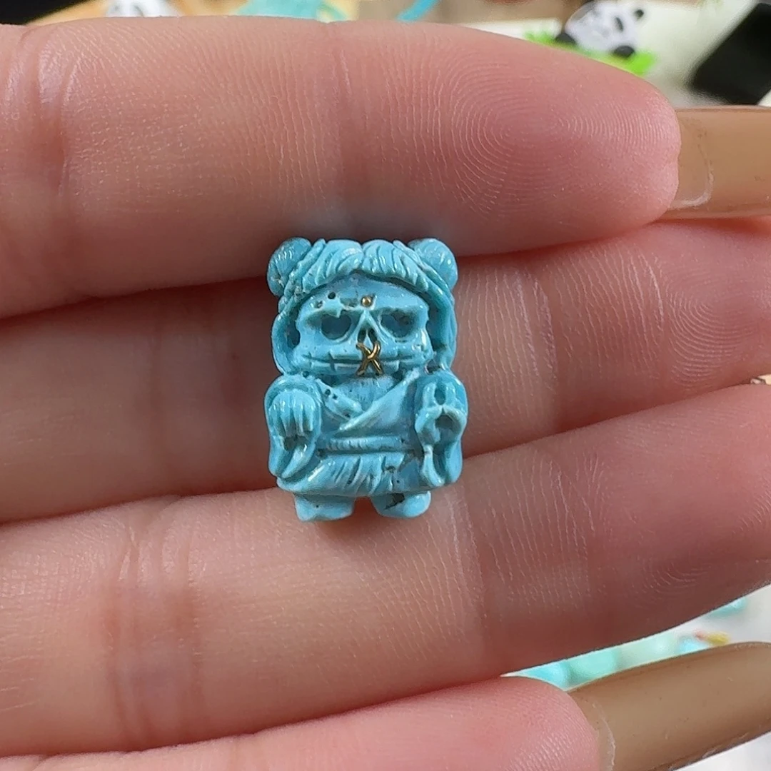 绿松石未镶嵌颈饰