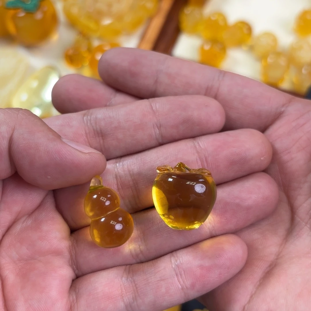 M***️蜜蜡未镶嵌裸石葫芦苹果