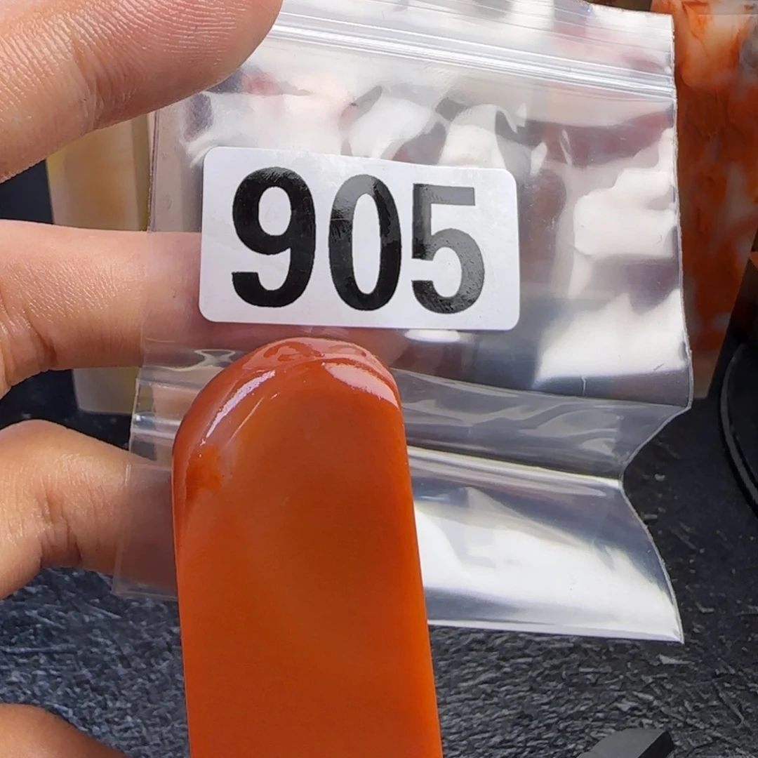 老挝石H****9knkkkkkkkkmm