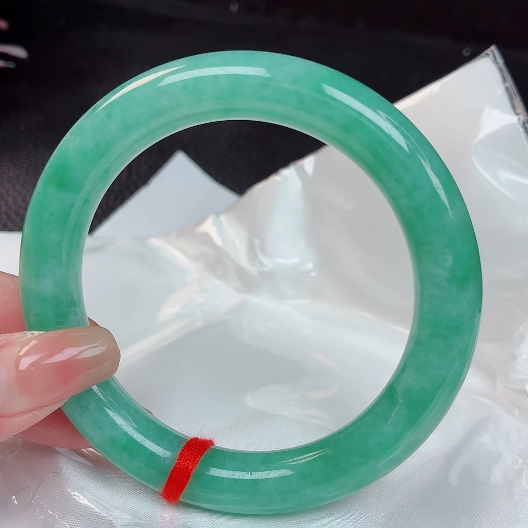 翡翠手镯未镶嵌58