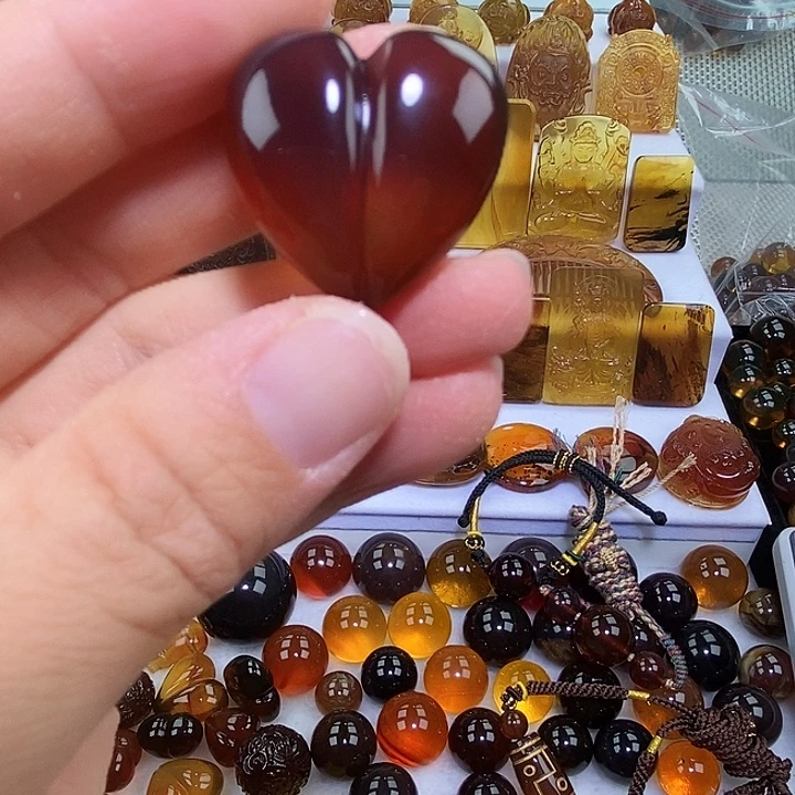 琥珀未镶嵌吊坠(不含链)天然缅甸琥珀棕红屁桃