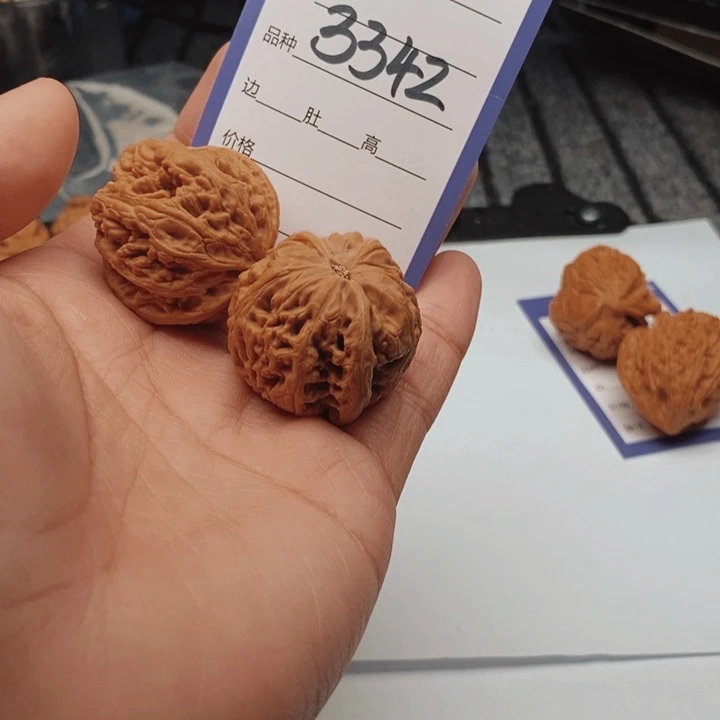 文玩核桃吊坠3342