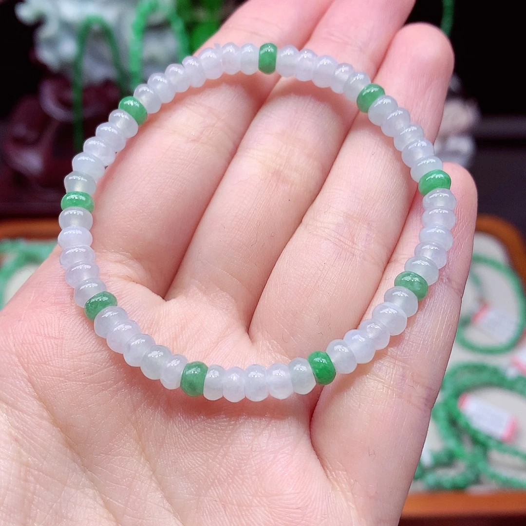 翡翠未镶嵌手链翡翠