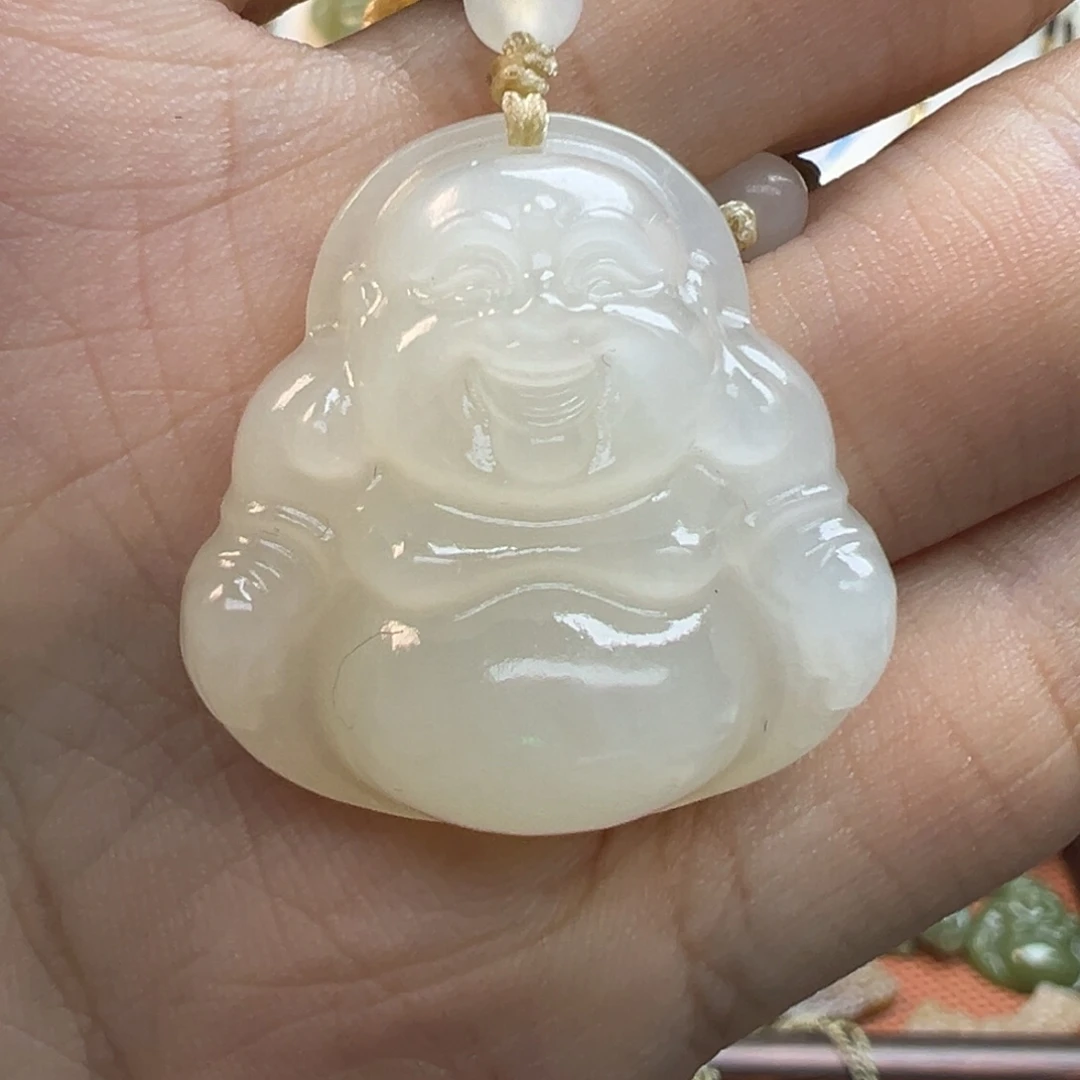颈饰未镶嵌和田玉清货品，不退不换，建议勿拍30尺寸佛公