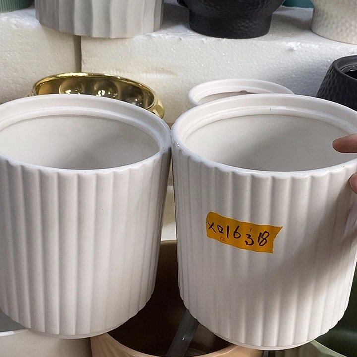 摆件陶盆有孔 瑕疵介意勿拍