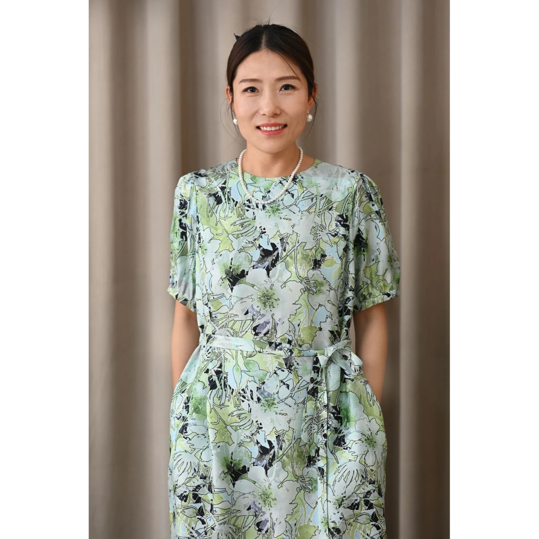 2025春夏桑蚕丝夏季印花连衣裙绿色收腰碎花气质长裙裙子