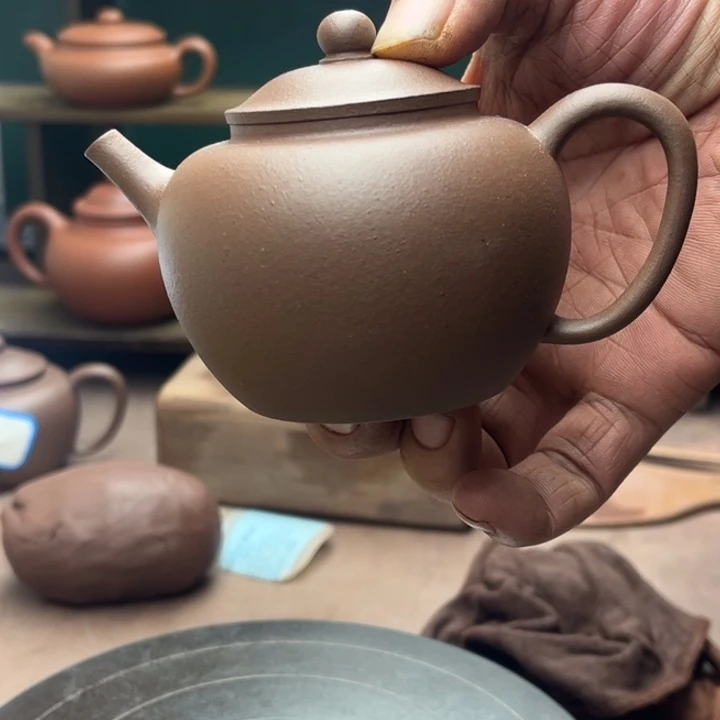 万***。紫砂茶壶宫灯原矿无添加容量180