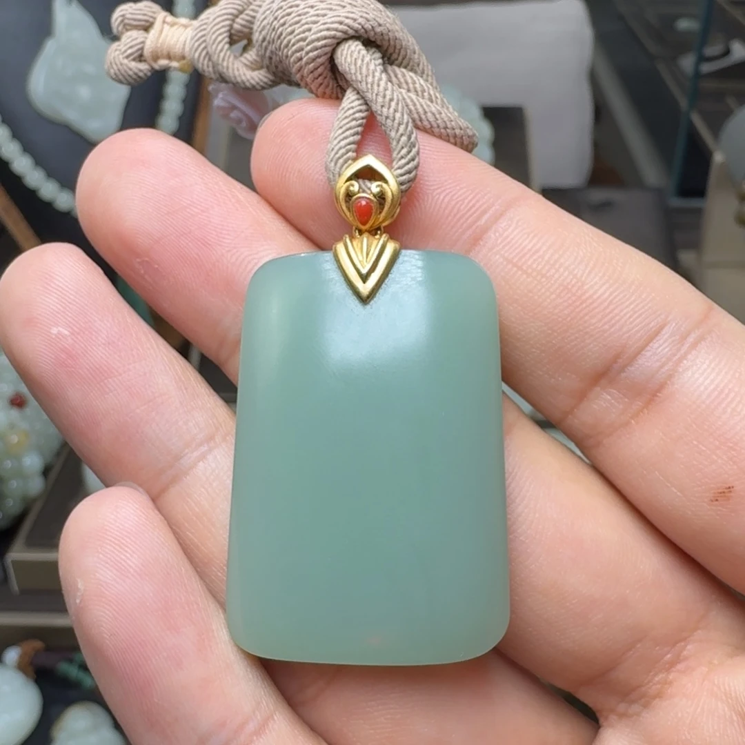 和田玉未镶嵌挂件