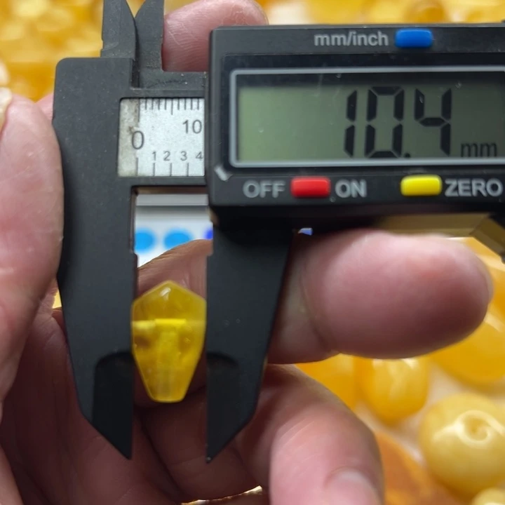 琥珀未镶嵌裸石原矿