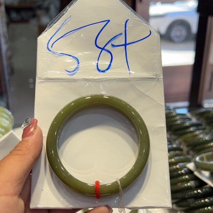 和田玉手镯未镶嵌我***子