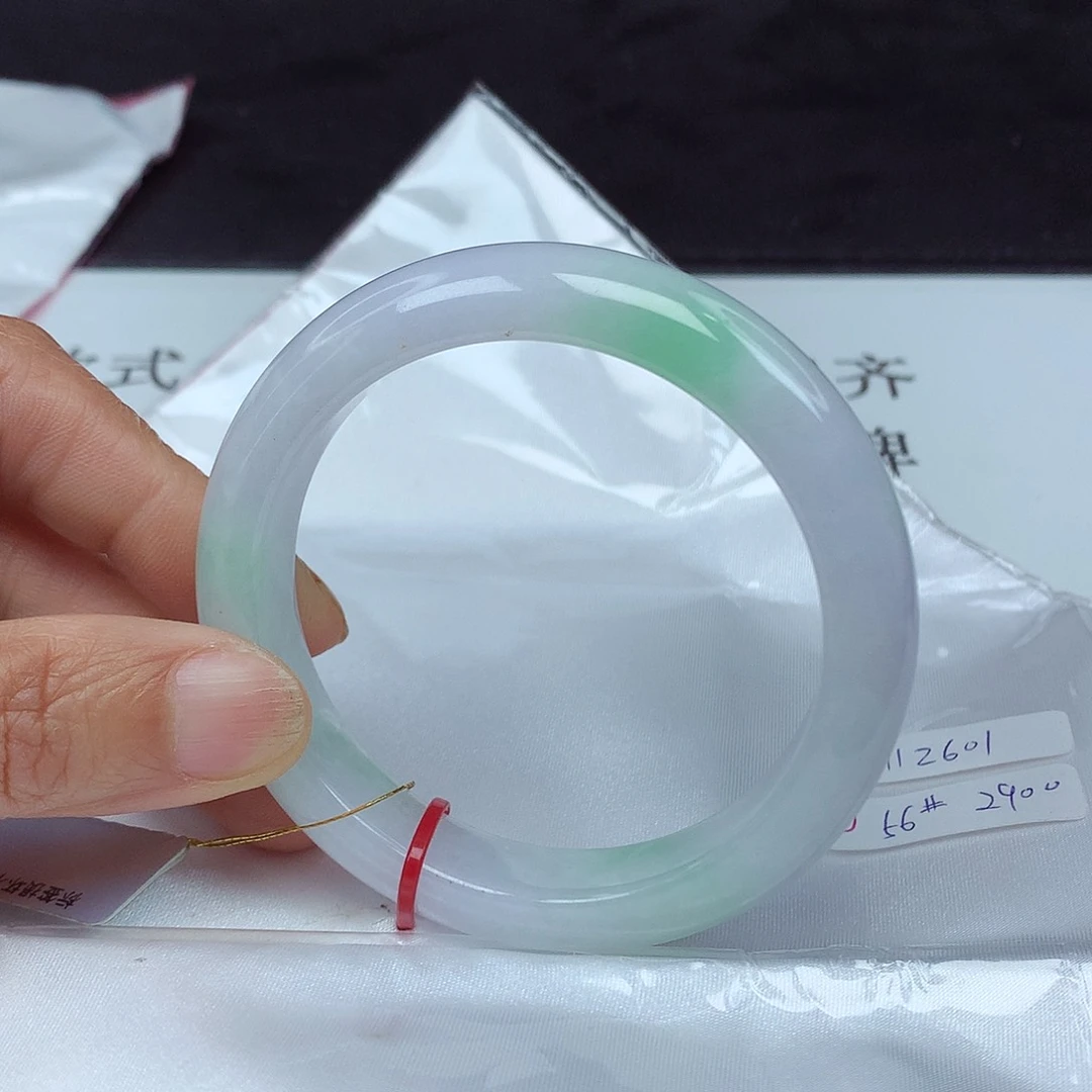 翡翠手镯未镶嵌56圈2601