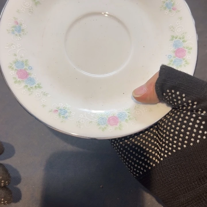 墨***铖瓷片拾六家的瓷器瓷器