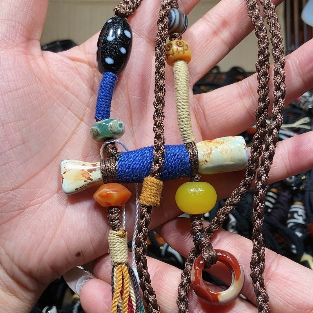 玛瑙/玉髓颈饰未镶嵌