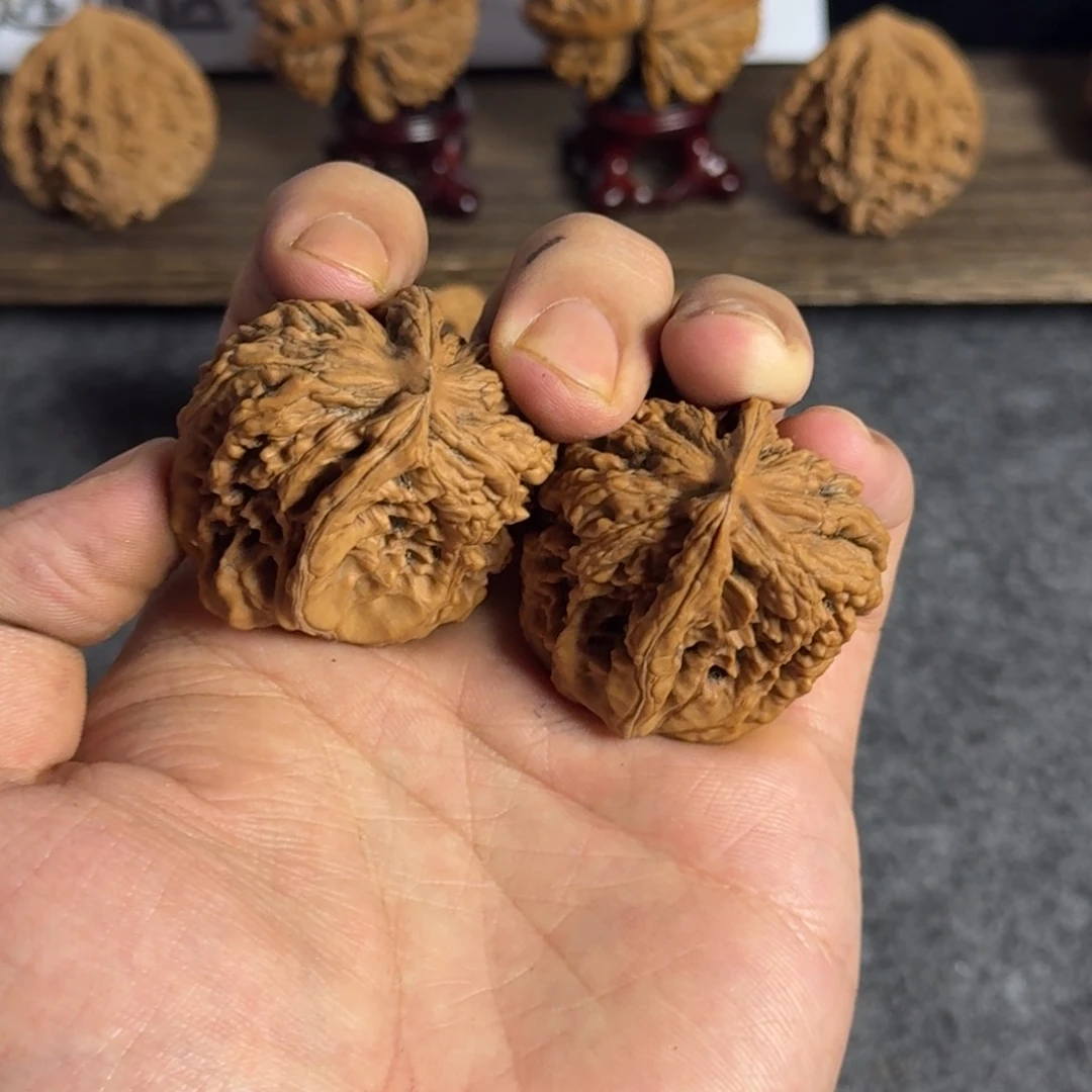 合体68四座楼半臂轻微黄尖