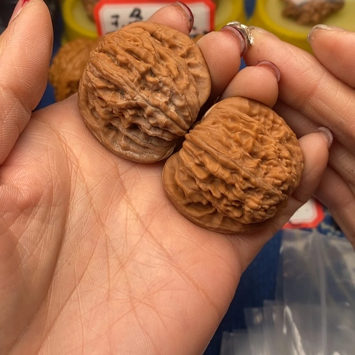 吊坠桃核四座楼40全品