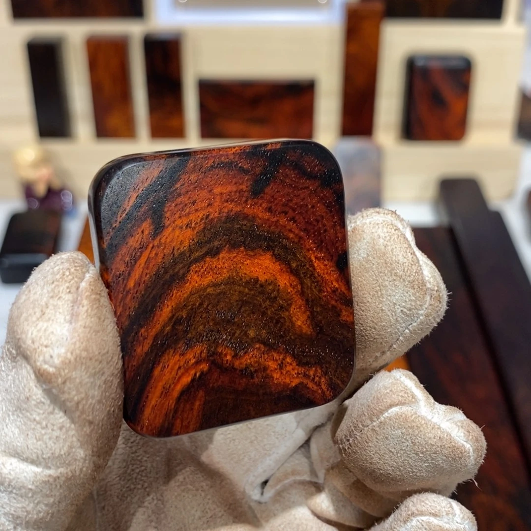 福***錢交趾黄檀（大红酸枝）