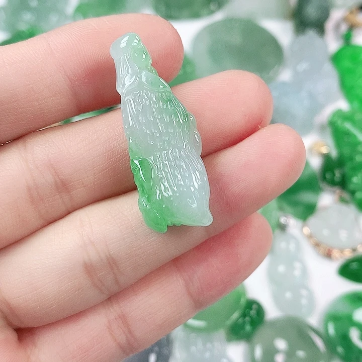 翡翠未镶嵌颈饰缅甸翡翠A货