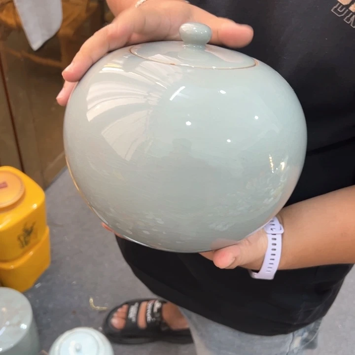 瑕疵福利品陶瓷茶叶罐介意勿拍