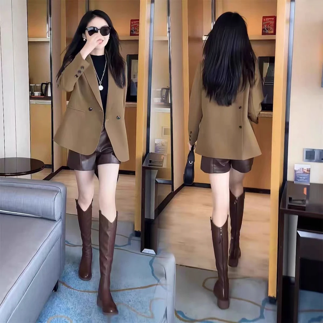 01西装外套女秋季新款爆款高级感休闲时尚炸街小个子西服上衣