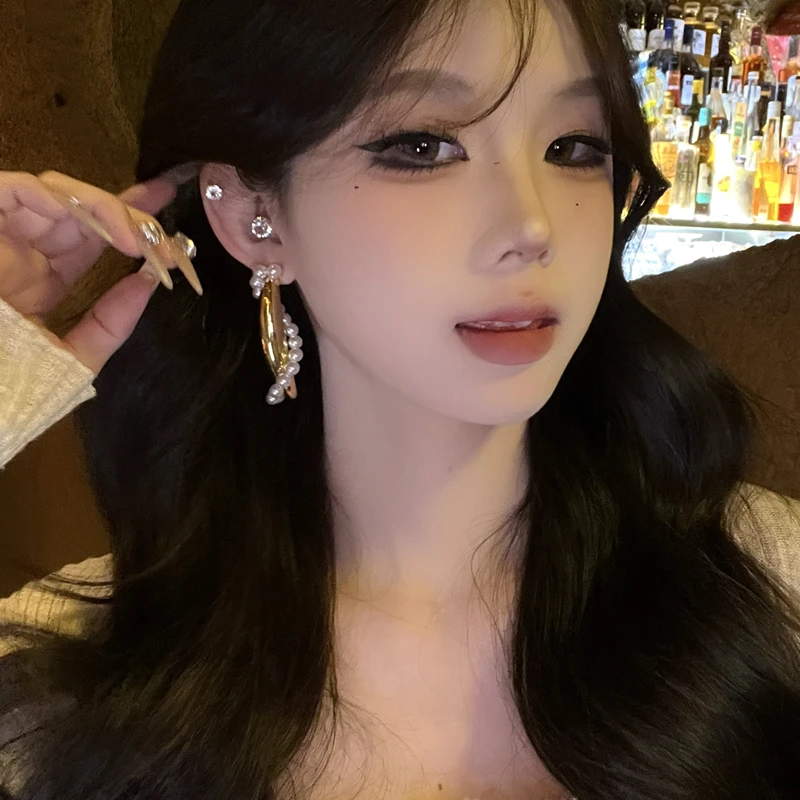 铜合金仿珍珠耳饰 个性法式夸张金属风耳环时髦小众时尚耳饰