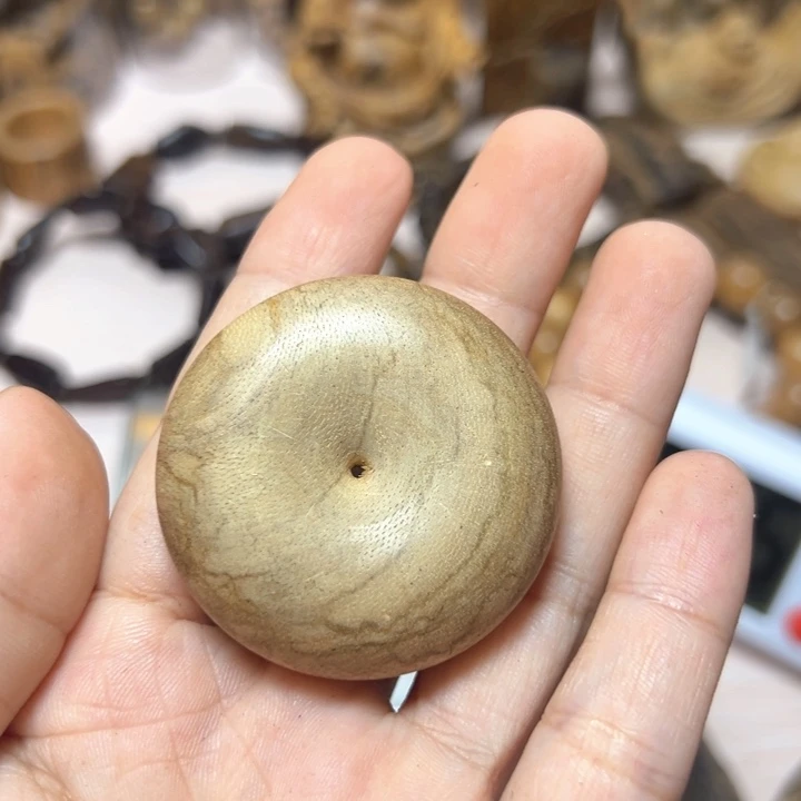 沉香碎屑沉香菩萨棋平安扣