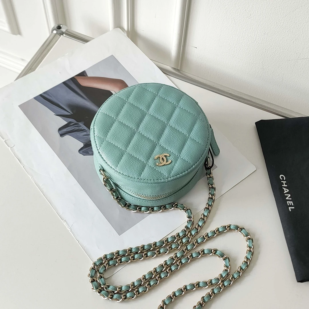 95新 Chanel/香奈儿 Azul-  湖蓝色荔枝牛皮圆饼链条斜挎包39991