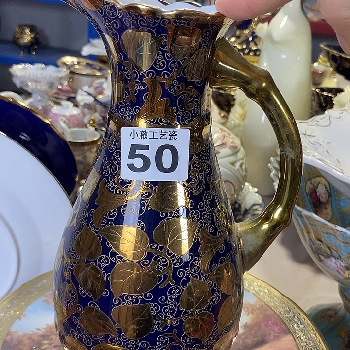 瓷片瑕疵………………………