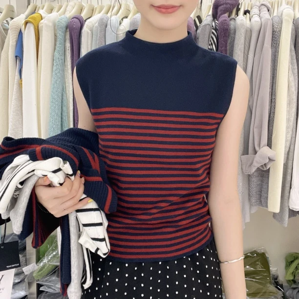 【久莫】早秋法式复古风无袖修身针织背心百搭打底衫