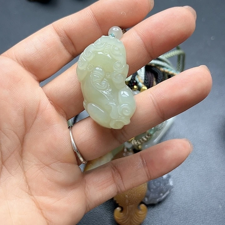 【闪购商品】颈饰未镶嵌和田玉3**`