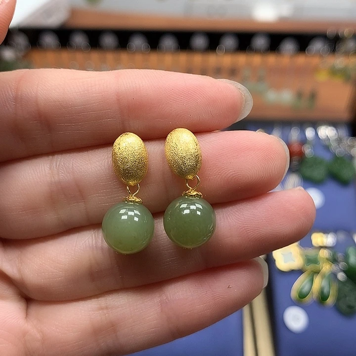 和田玉银S925镶嵌耳饰10左右