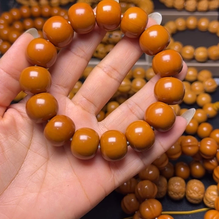 橄榄核吊坠聚宝盆