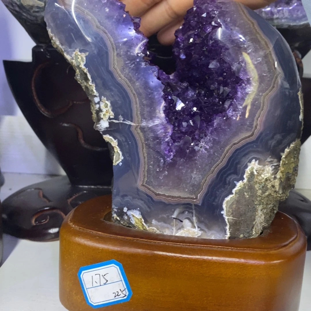 未镶嵌紫晶大型摆件（非配饰）小潘